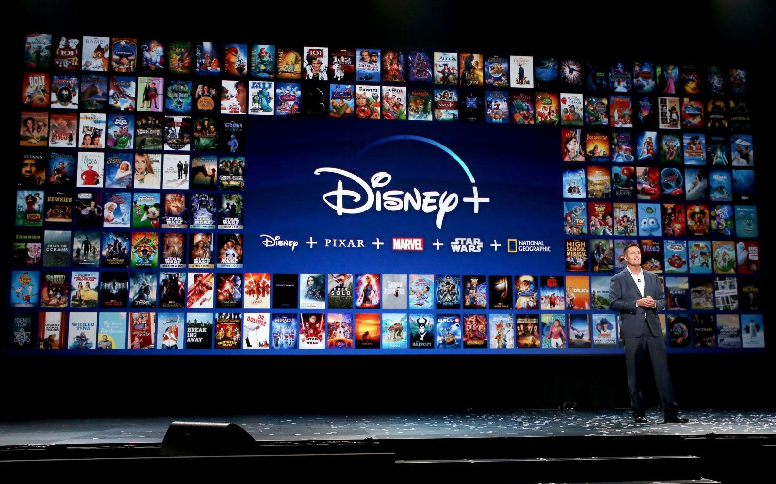 Disney отдаст предпочтение онлайну