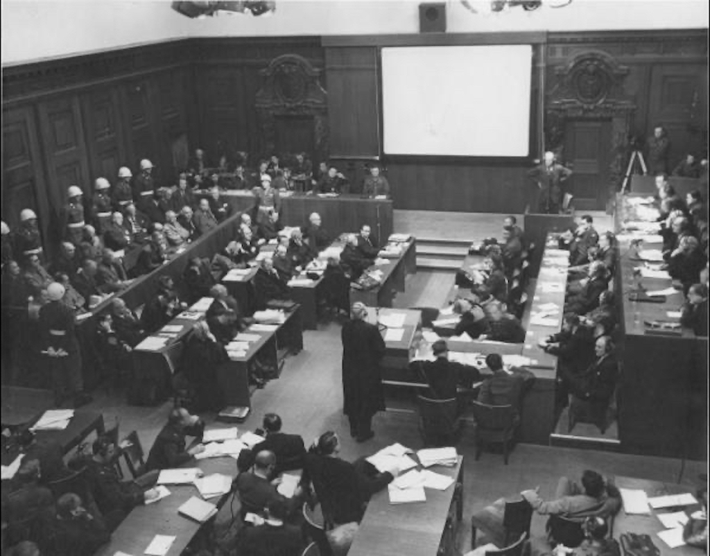 17-я серия документального проекта «Как снимали войну» восстанавливает хронику событий Нюрнбергского процесса