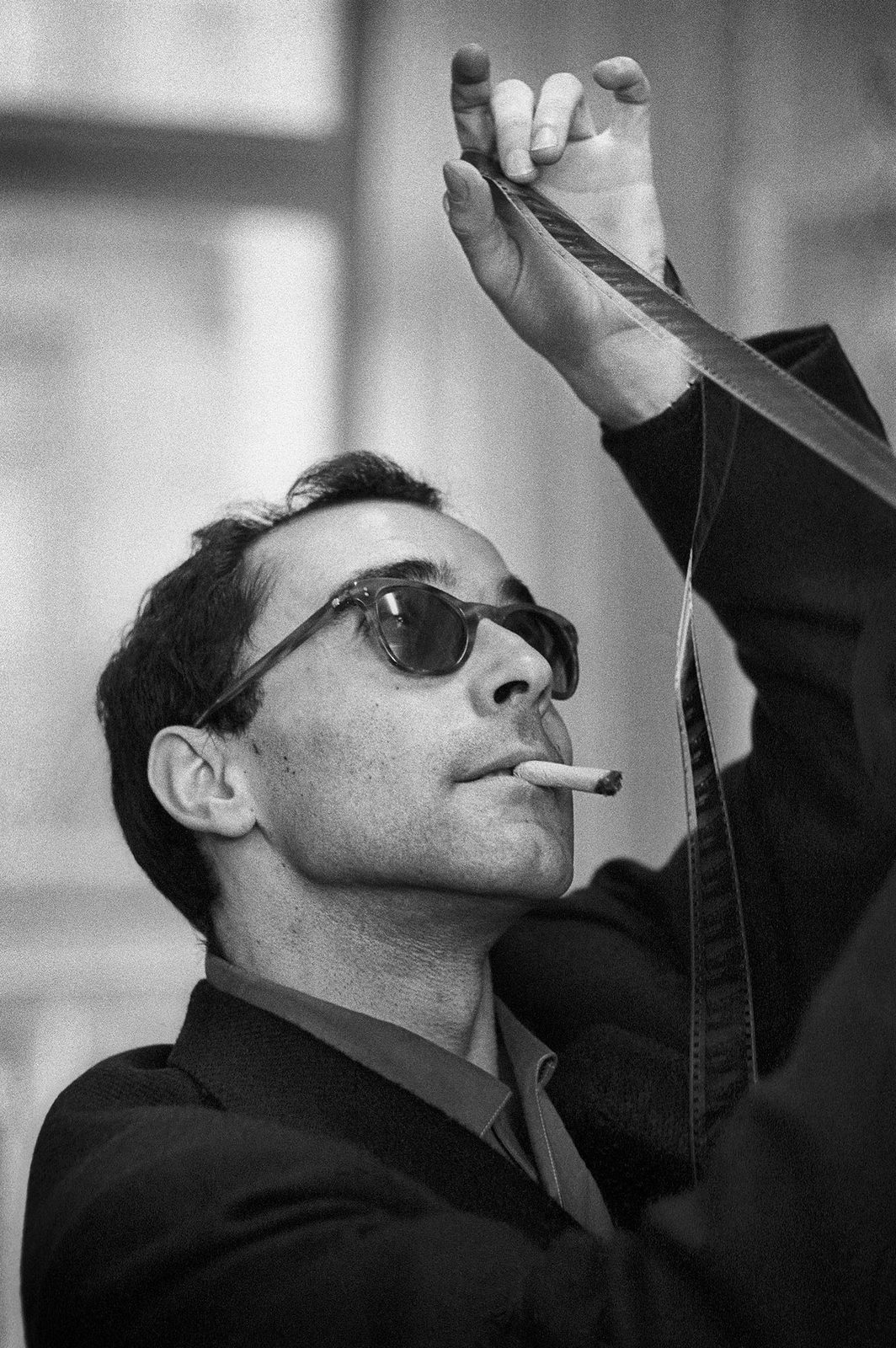 Выдающемуся французскому режиссёру Жан-Люку Годару исполнилось 90 лет